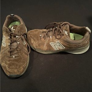 New Balance 10.5 Walking Shoes